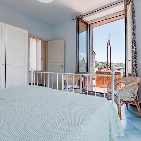 Gli Iris Apartments By Wonderful Italy Лингуаглоса Екстериор снимка