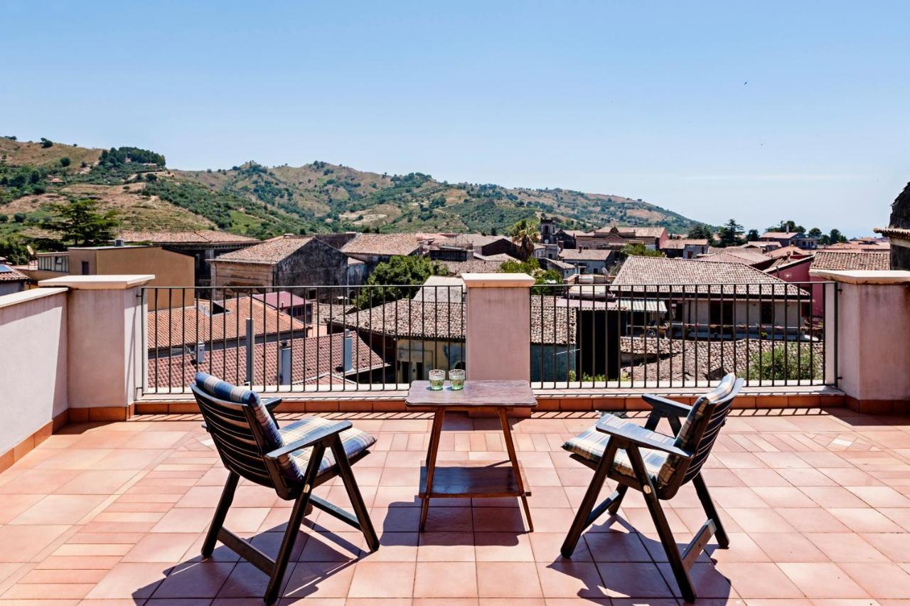 Gli Iris Apartments By Wonderful Italy Лингуаглоса Екстериор снимка