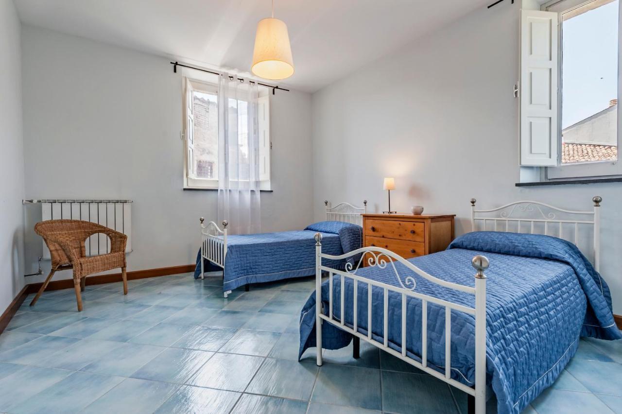 Gli Iris Apartments By Wonderful Italy Лингуаглоса Екстериор снимка