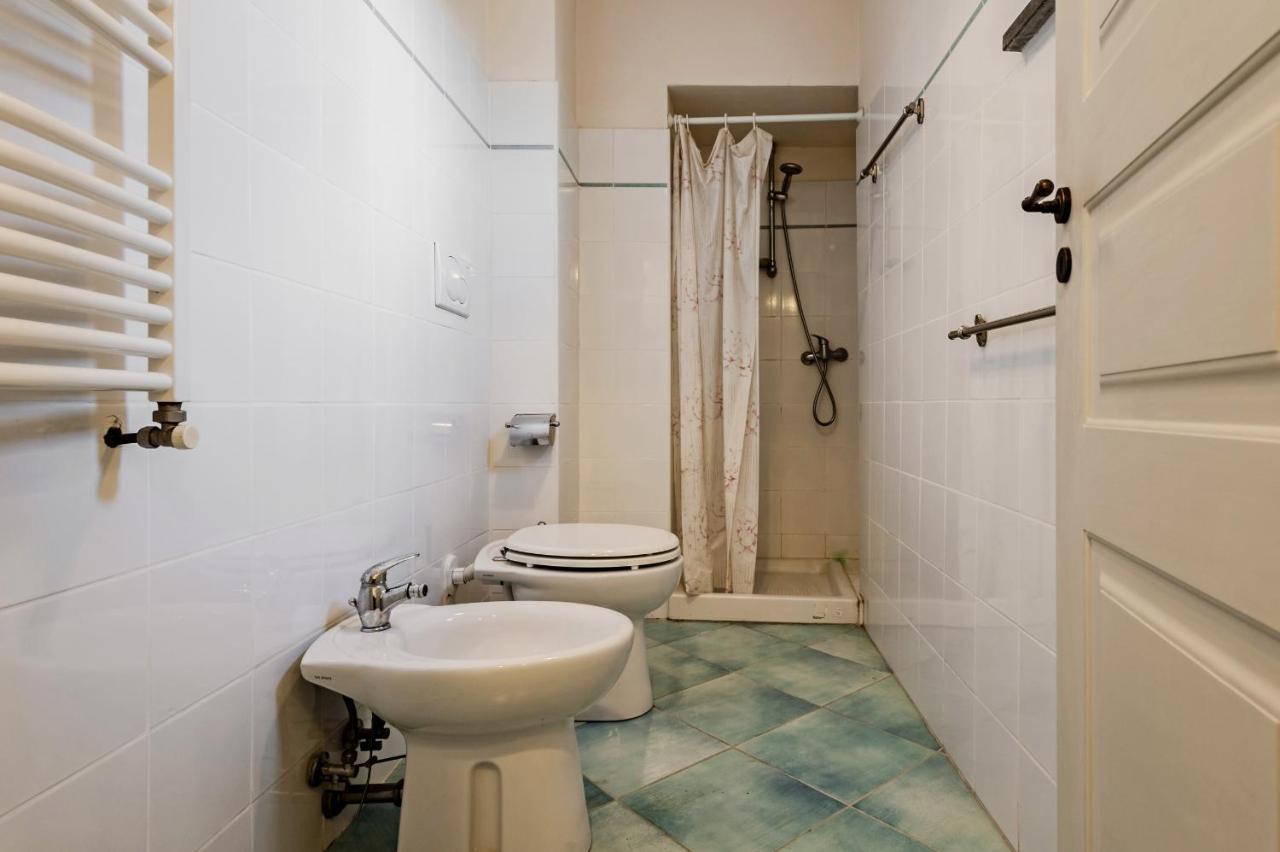 Gli Iris Apartments By Wonderful Italy Лингуаглоса Екстериор снимка